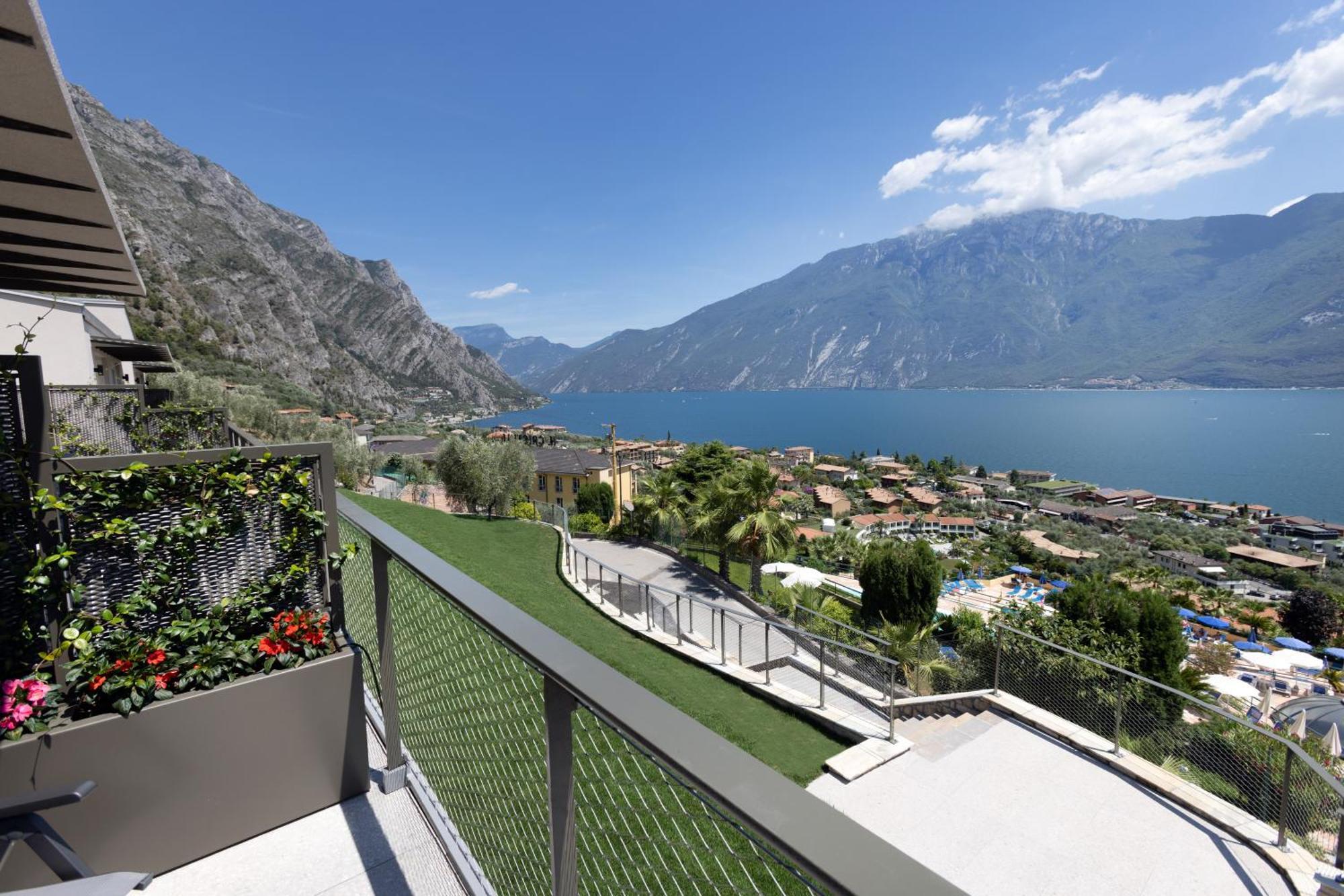 Llac Living Nature Hotel Limone sul Garda Chambre photo